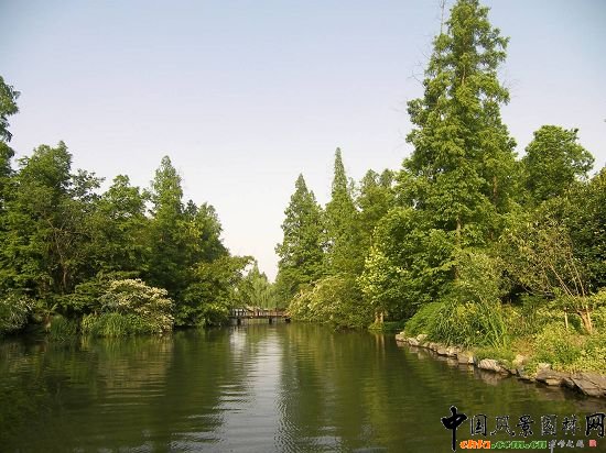 �������^