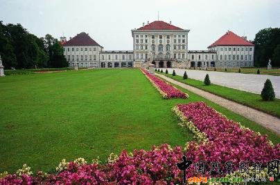 �@�ֵ�Ҏ(gu��)���t�෴���W�ވ@����Ҏ(gu��)���ģ��Ї��@���ǲ�Ҏ(gu��)���ġ�