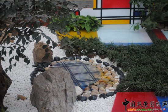 ӭ����������@��С���@�OӋ�c�I�족չ��Ʒ