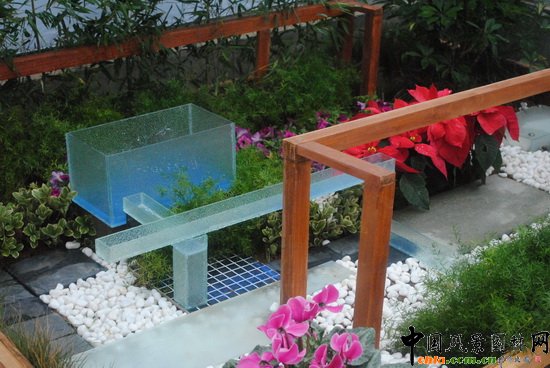 �������v��������@��С���@�OӋ�c�I�족չ��Ʒ