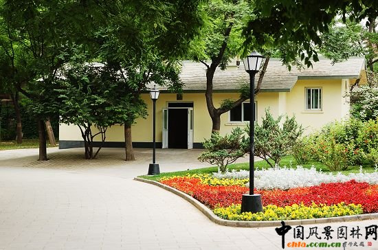 公園廁所翻新后的效果