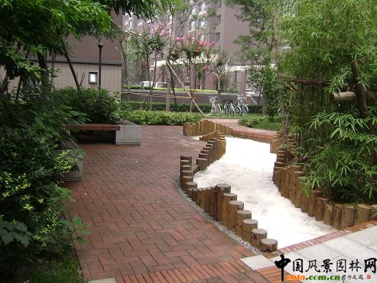 竹林、散步平臺、旱溪景觀效果