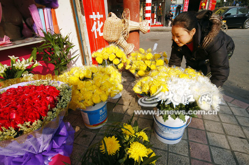 �ϲ����������� �ջ��r���ձ�q��һ��