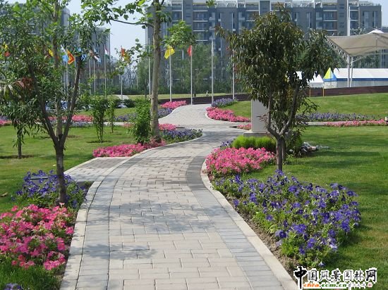 �W�\(y��n)�山���؅^(q��)�R�r�O(sh��)ʩ�G������һ��(bi��o)������V���·