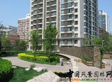     �������V���TסլС�^(q��)ʩ��ǰ�c�����󌦱�