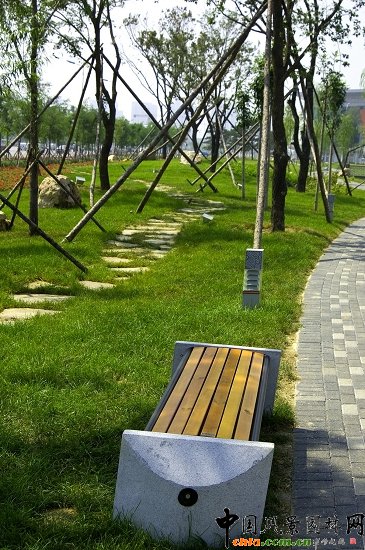 ��Ȼ�����·߅���e����