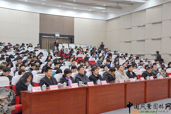 �@ұ�����