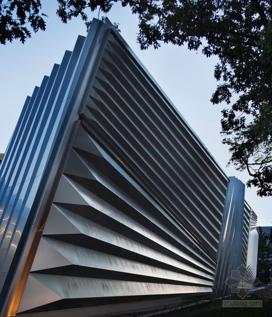 扎哈?哈迪德設(shè)計(jì)的廣義藝術(shù)博物館