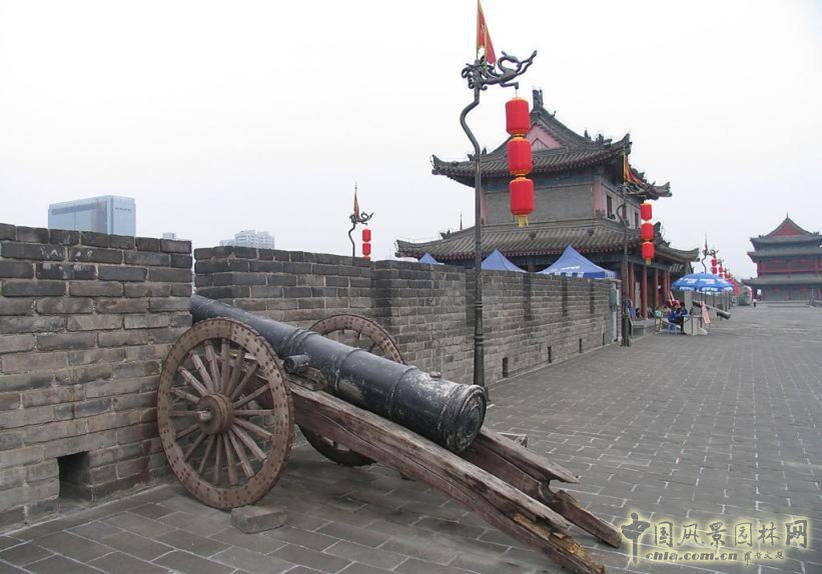 西安城墻（唐皇宮墻、明城墻）