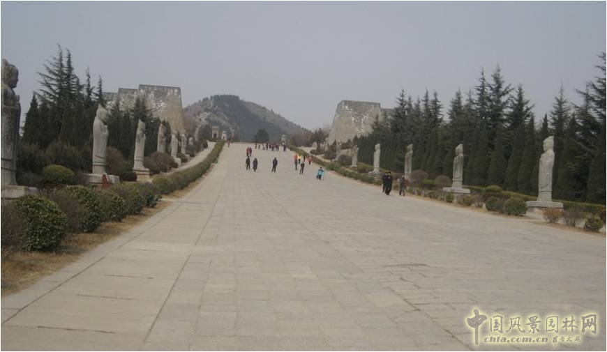 乾陵(唐高宗李治和女皇武則天的合葬墓陵)