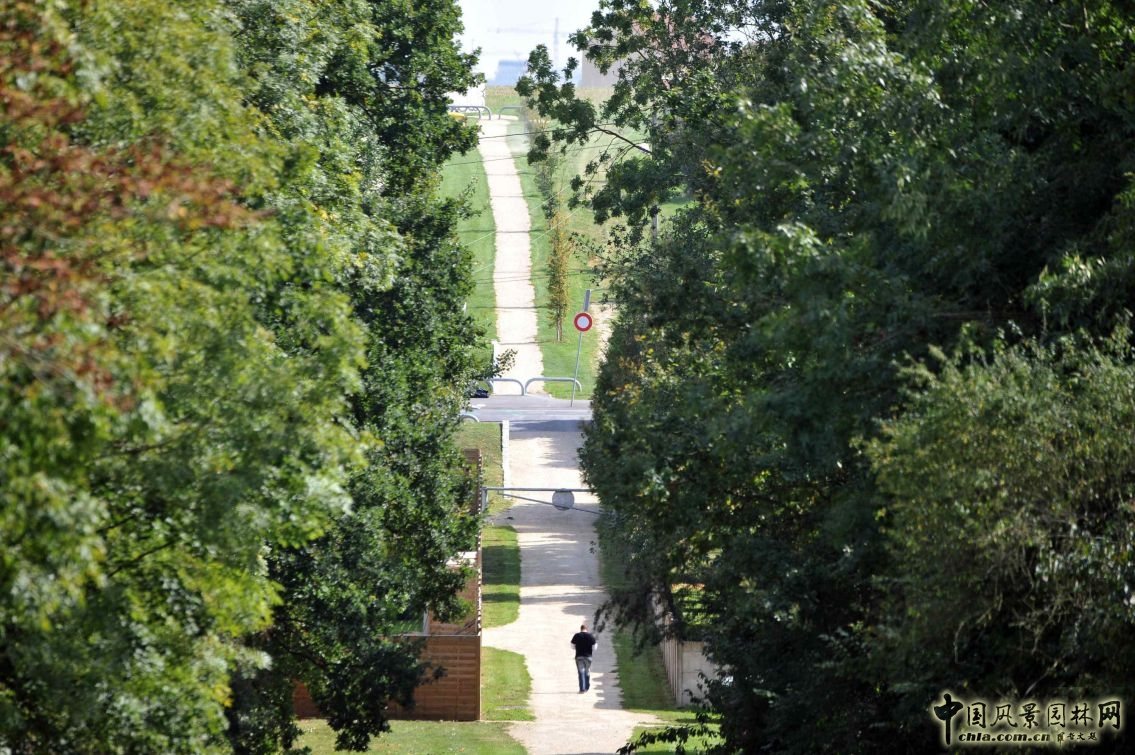 杜伊斯水渠步行道