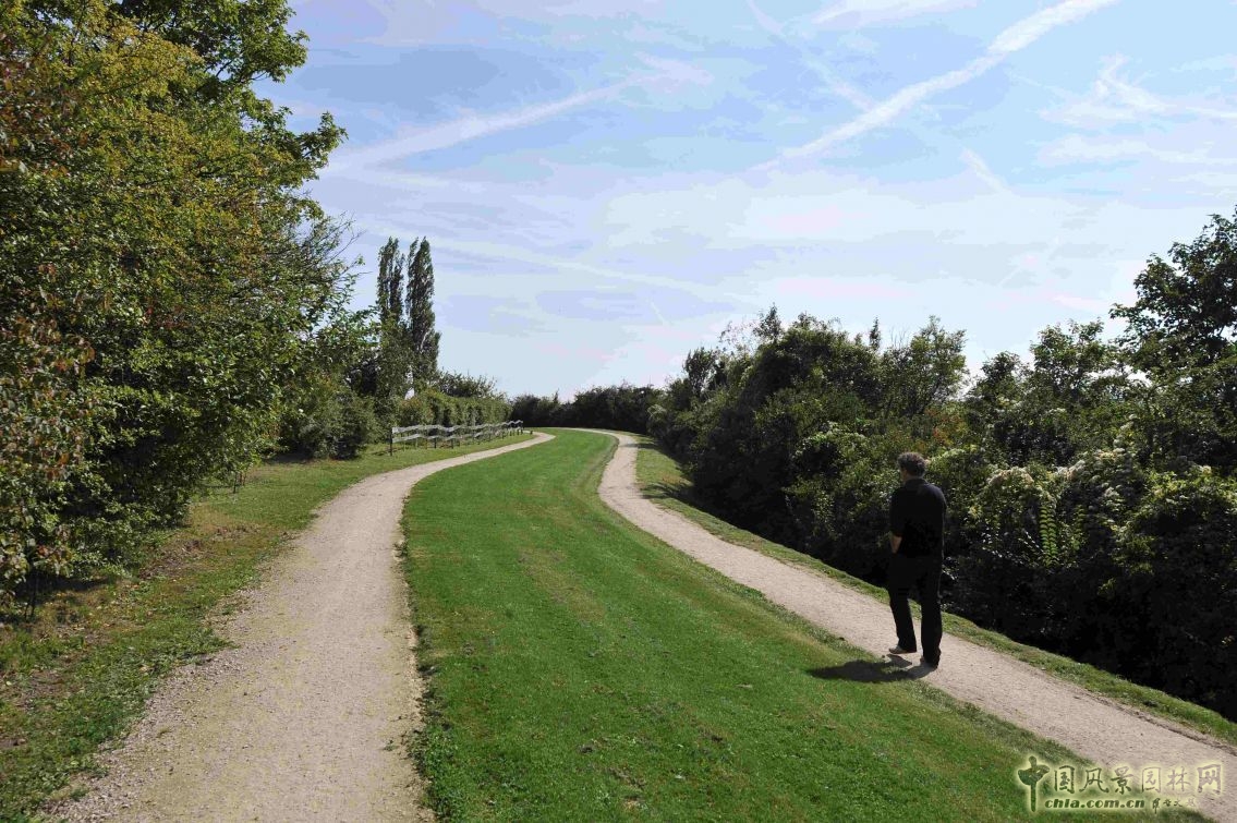 杜伊斯水渠步行道