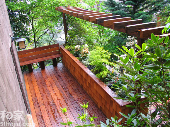 木質(zhì)平臺(tái)