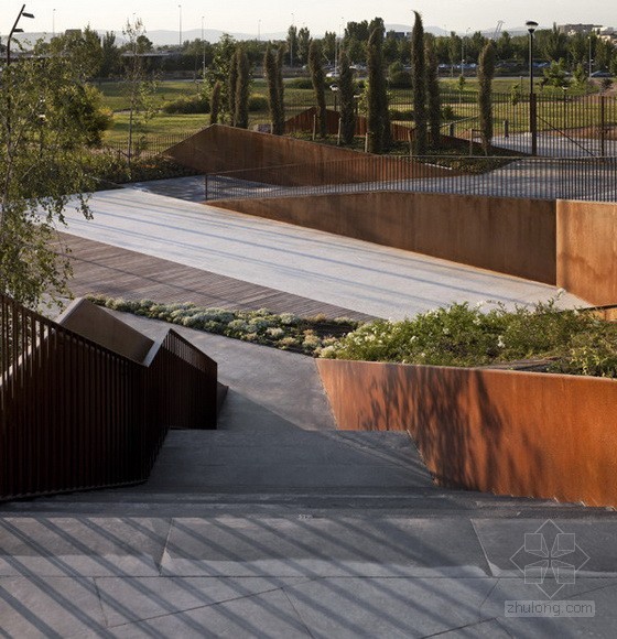 格拉納達(dá)廣場