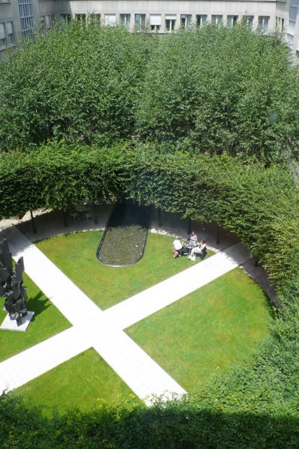 瑞士巴塞爾諾華公司總部廣場