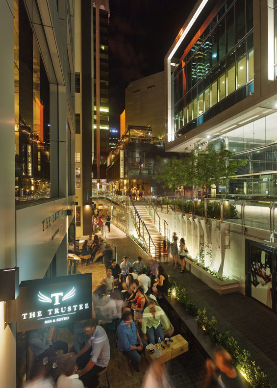 布魯克菲爾德廣場