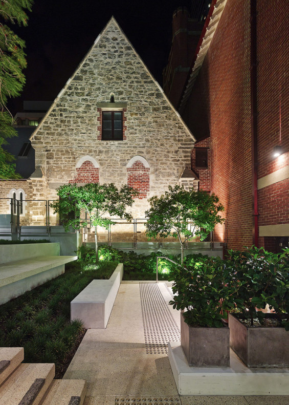 布魯克菲爾德廣場