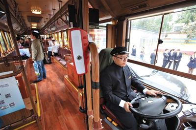 鐺鐺車 老北京風情 觀光一線公交車 有軌電車