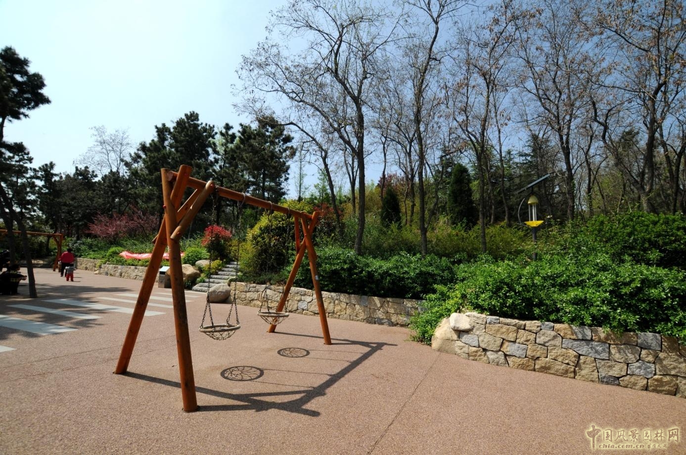 活動(dòng)健身場(chǎng)實(shí)景