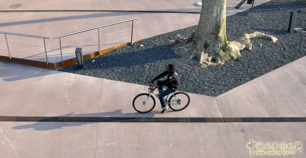 意大利帕多瓦火車站前廣場