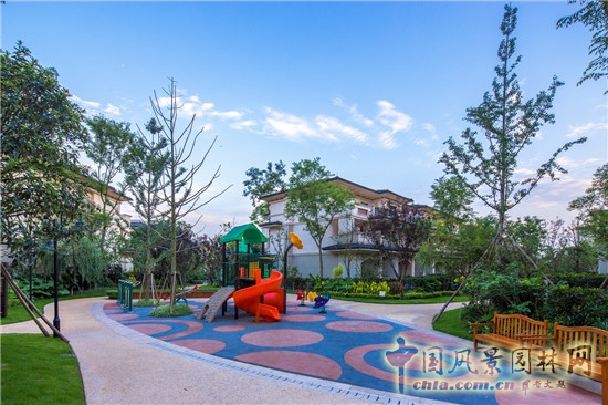 平和優(yōu)雅的人居美 藍(lán)調(diào)國(guó)際項(xiàng)目展示