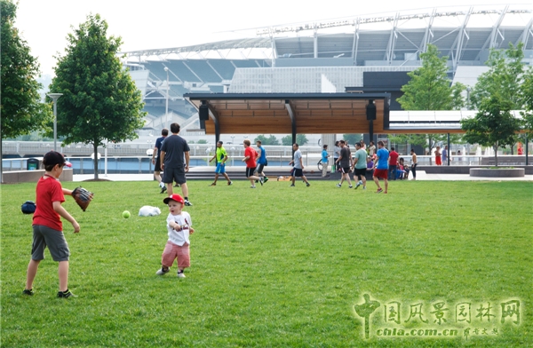 Sasaki:辛辛那提斯梅爾濱河公園