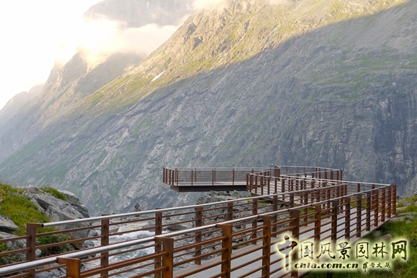 9月7日頭條:挪威特洛斯蒂格山道景觀賞析