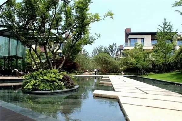 公共空間中的汀步設(shè)計