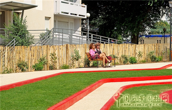 【周二頭條】法國阿爾福維爾兒童游樂場景觀賞析