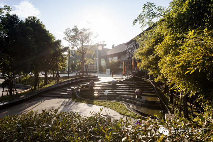 廣場(chǎng)案例:泰國(guó)清萊,山地購(gòu)物廣場(chǎng)