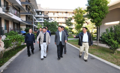 白春禮調研版納植物園