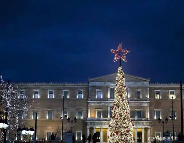 圣誕節即將到來 盤點世界各地最美圣誕樹