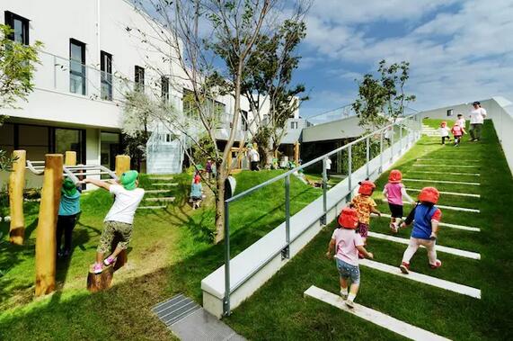 幼兒園不是游樂場,也不需要五顏六色