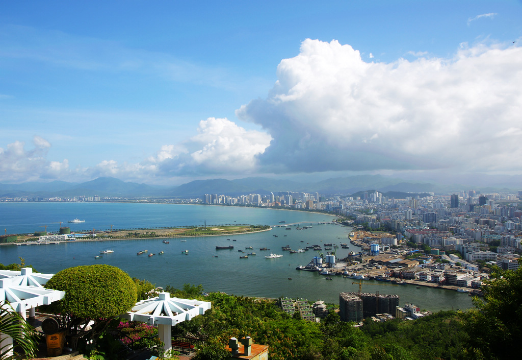 國家三部委專家組檢查三亞海綿城市建設(shè)