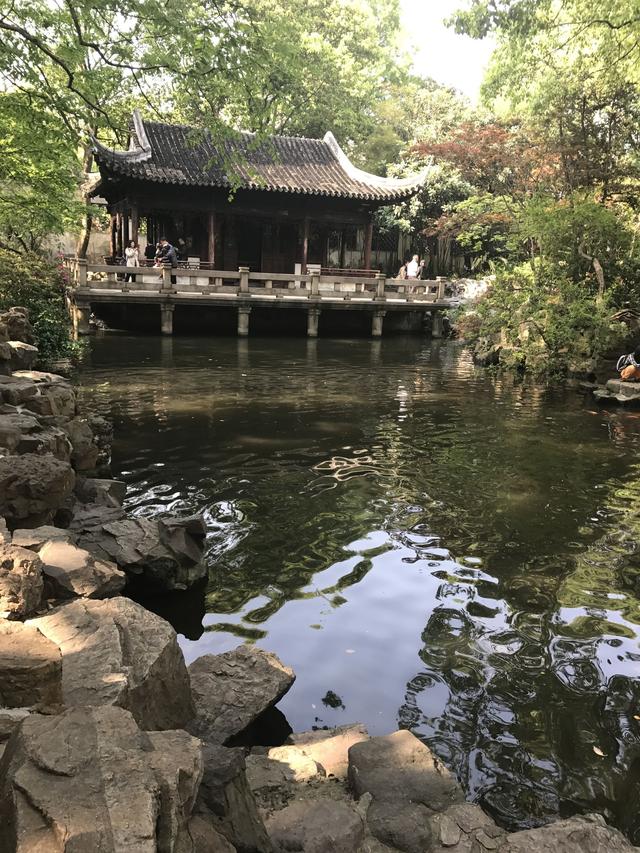 上海豫園：隱匿在鬧市中的江南園林