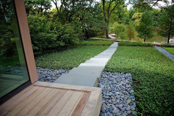 塑造一個有質(zhì)地的私家花園