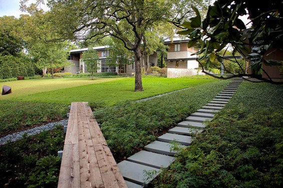 塑造一個有質(zhì)地的私家花園