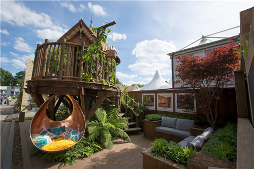 “藍森林”樹屋給你樹梢間生活的神奇體驗