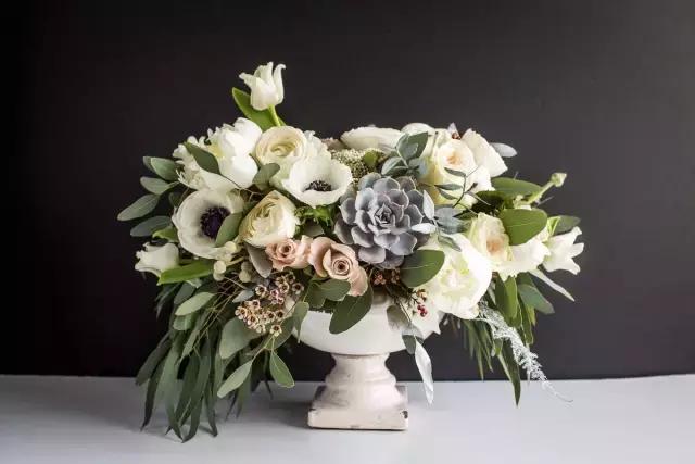 插花藝術(shù)：俄羅斯風(fēng)情插花捧花（組圖）