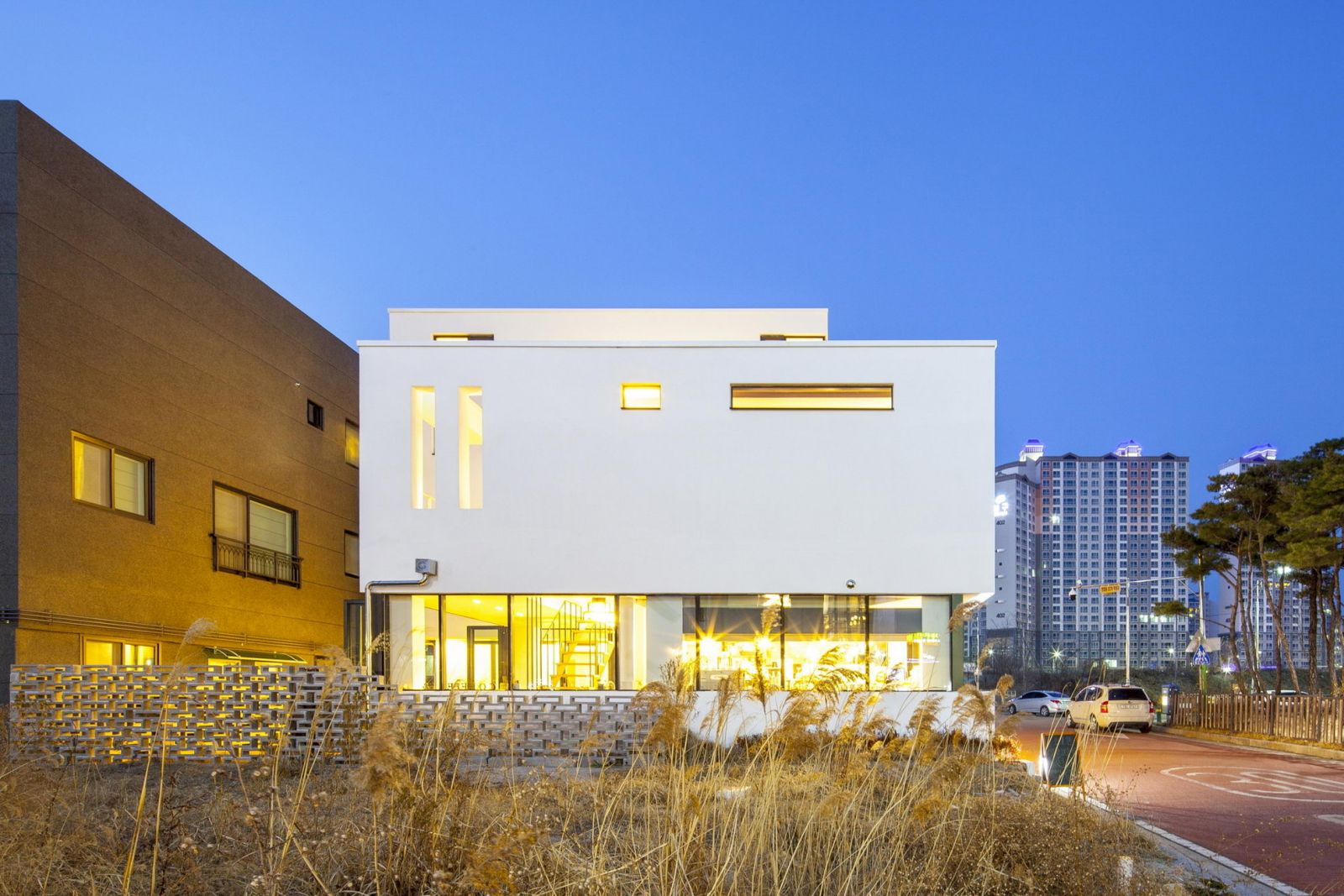 遠離城市喧囂的花園咖啡廳