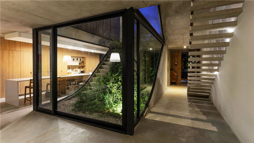 布宜諾斯艾利斯公寓里的立體花園