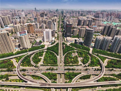 陜西西安打造靚麗新北城 市民點贊立體綠化