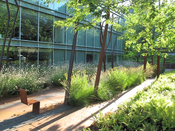 瑞士：日內(nèi)瓦城市花園——Floor Works