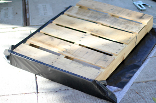 你也可以自己動手打造一個(gè)微型垂直花園