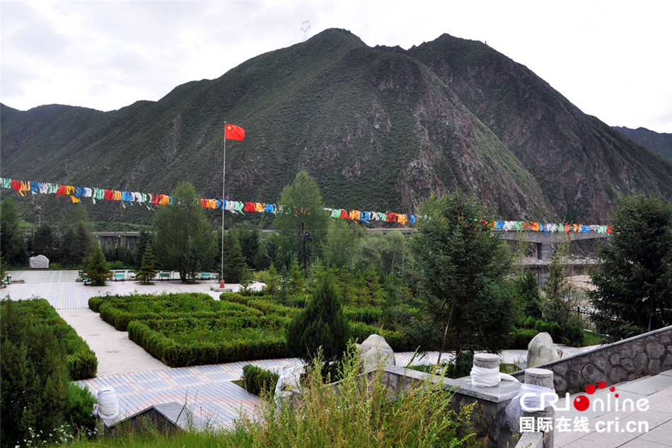 探秘玉樹(shù)三江源自然保護(hù)區(qū)(組圖)