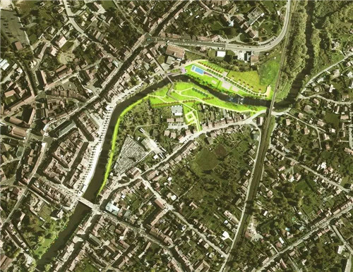 法國小鎮拉翁萊塔普沿著默爾特河岸