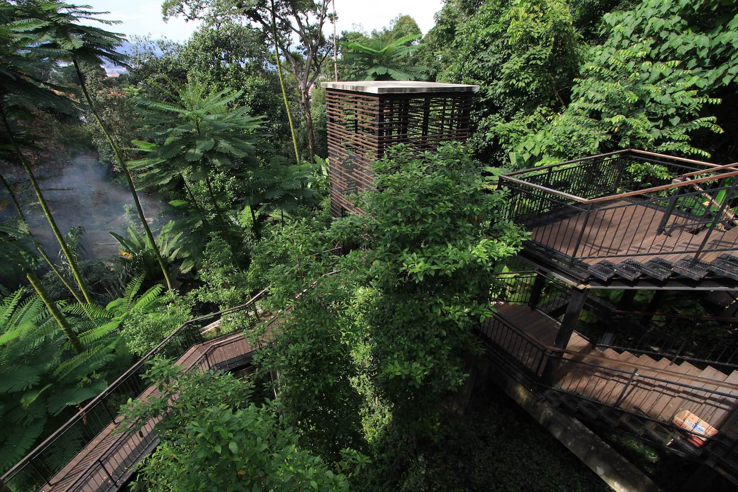 當(dāng)建筑遇上自然---馬來西亞檳城南海灣Legenda公寓