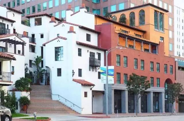 新城市主義對現(xiàn)代建筑的批判