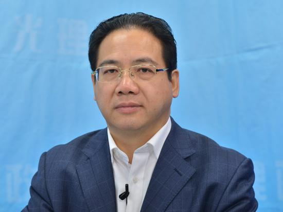 嘉賓簡介——鄭占峰