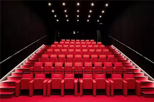 列恩·雷博物館:城市的褶皺雕塑